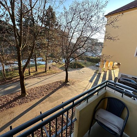 Apartman Bb-Centrum1 Банска-Бистрица Экстерьер фото